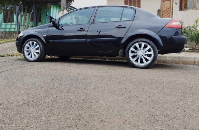 RENAULT MEGANE 1.6