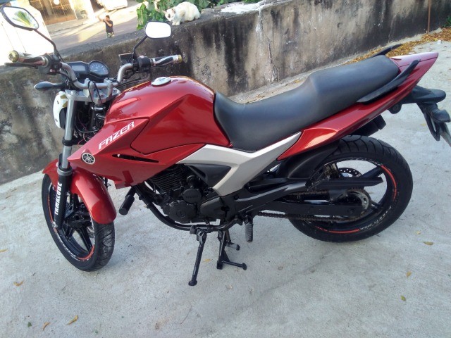VENDO SE UMA FEIZA 250 ANO 2011 COMPLETA