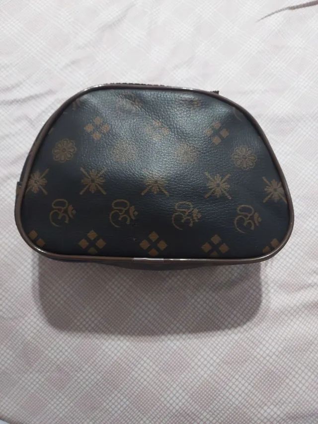 Necessaire 