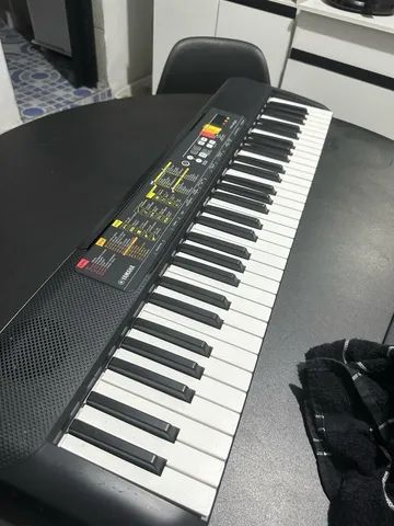 Teclado Yamaha F52 - Foto 2