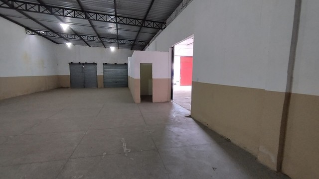 Galpão/Depósito/Armazém para aluguel com 330 M² cada no Centro - Feira de Santana - Bahia