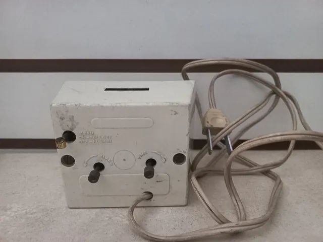 Despertador antigo General Electric 110v  - Foto 2