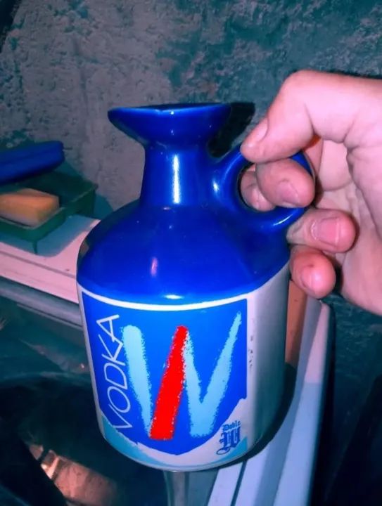 Jarra Louça Vazia De Vodka Double W Bar 