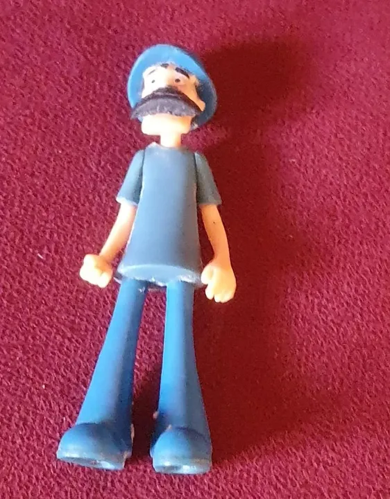 Boneco do Seu Madruga do Chaves - Brinquedo Colecionável