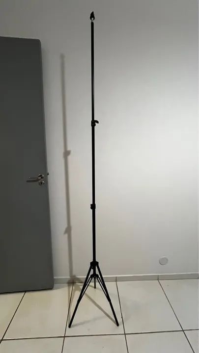 Tripé de Alumínio 2.10 altura - Foto 2