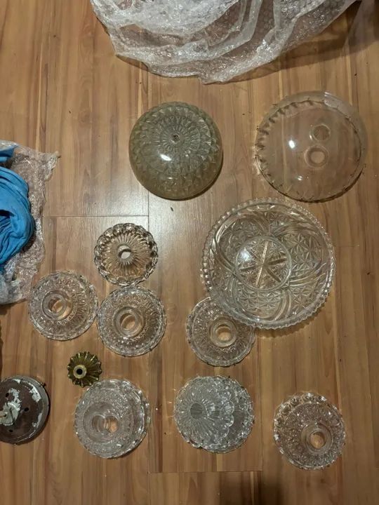 Globos e Cupulas e lustres, variados, antigos, opalina, bico de jaca - Foto 5