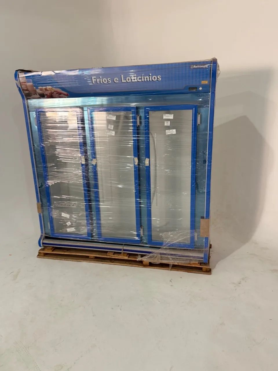 Geladeira 3 portas Expositora para Frios e Laticínios preço imbatível  - Foto 4
