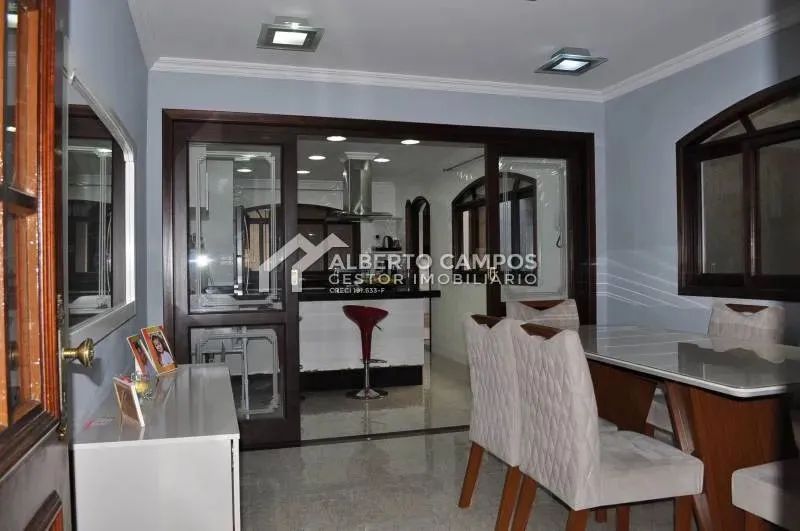 Sobrado impecável fino acabamento, localização privilegiada, próximo de vias de acesso e c - Foto 14