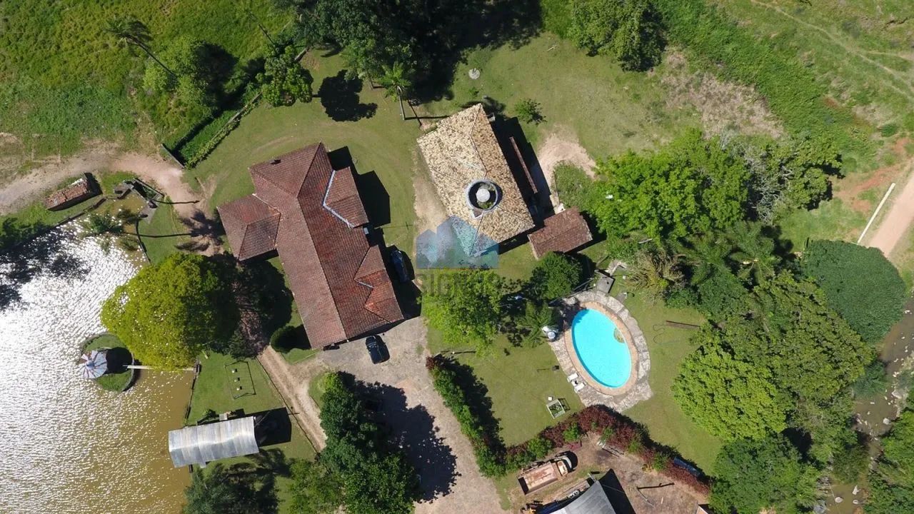 Terrenos à venda em Amparo!