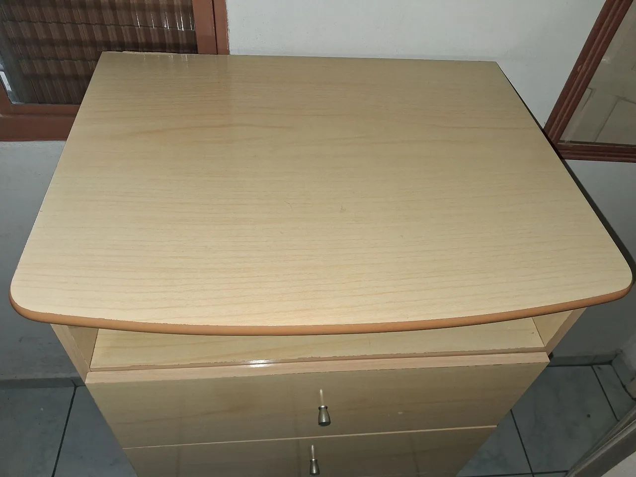 Wooden chest of drawers with 4 drawers – EXCELLENT CONDITION, like new