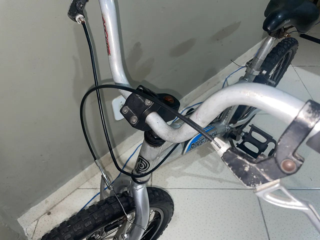 Bicicleta prata bmx (descrição) - Foto 3