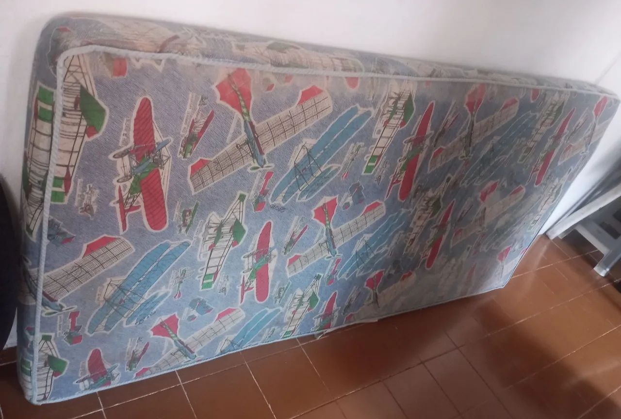 Colchões de Solteiro Aviões com capas