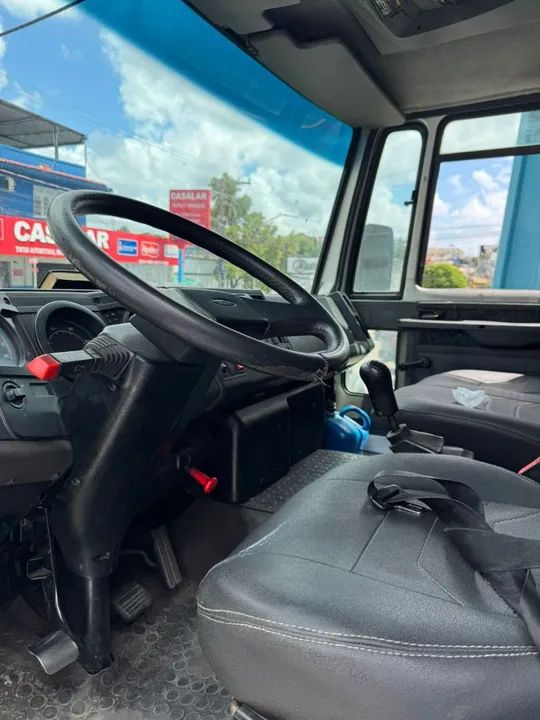 Caminhão Ford Cargo 712 - Excelente estado - Foto 2