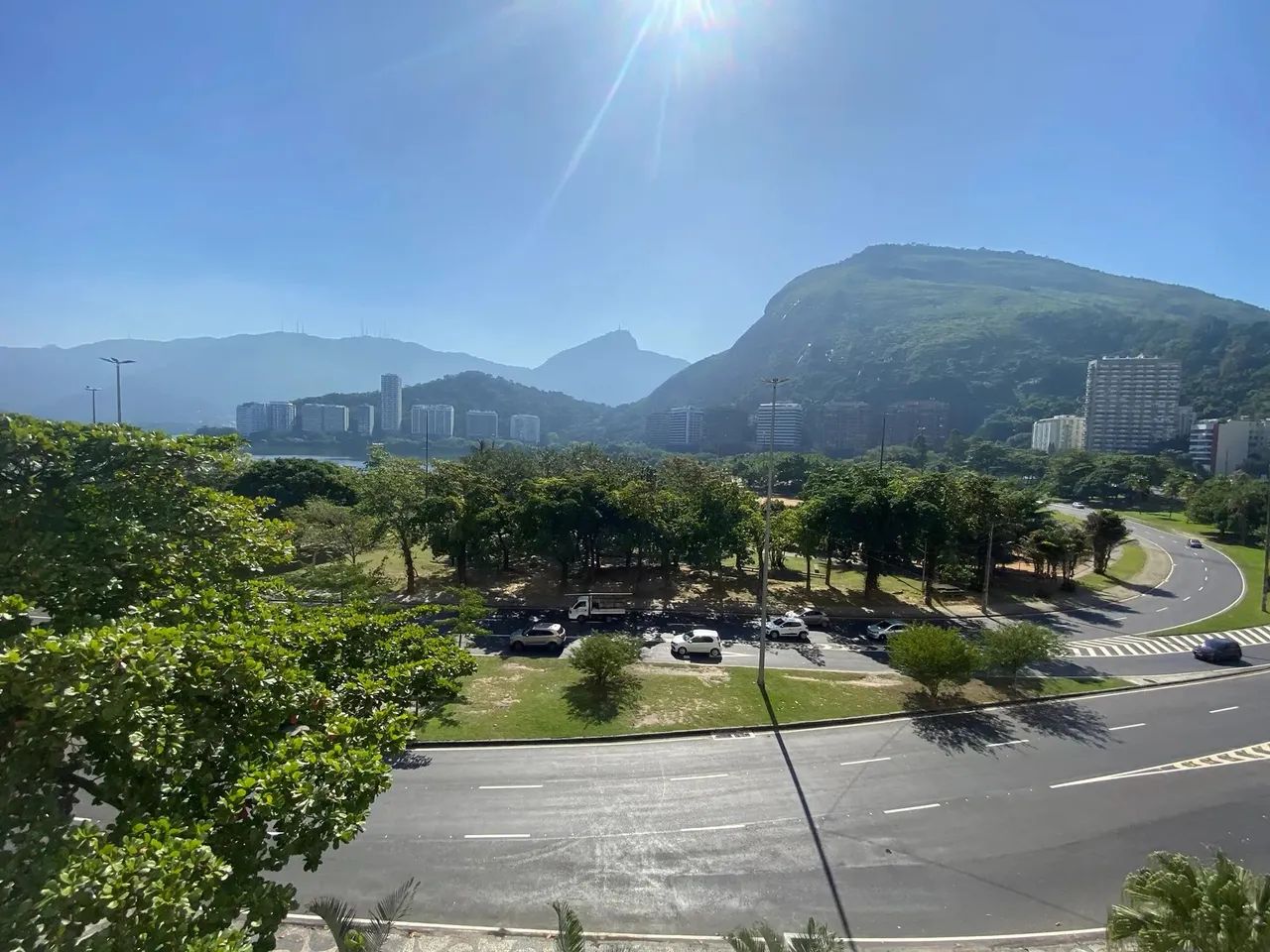 Apartamento para Aluguel com 389m2 4 Quartos 1 Suíte 2 Vagas em Ipanema/Lagoa