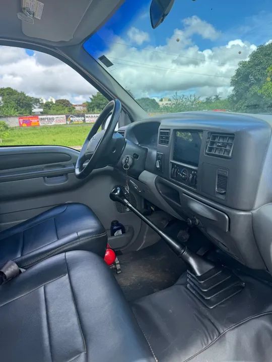 F 250 XLT 3.9 4x4 diesel cabine simples 2010/11 - Foto 4