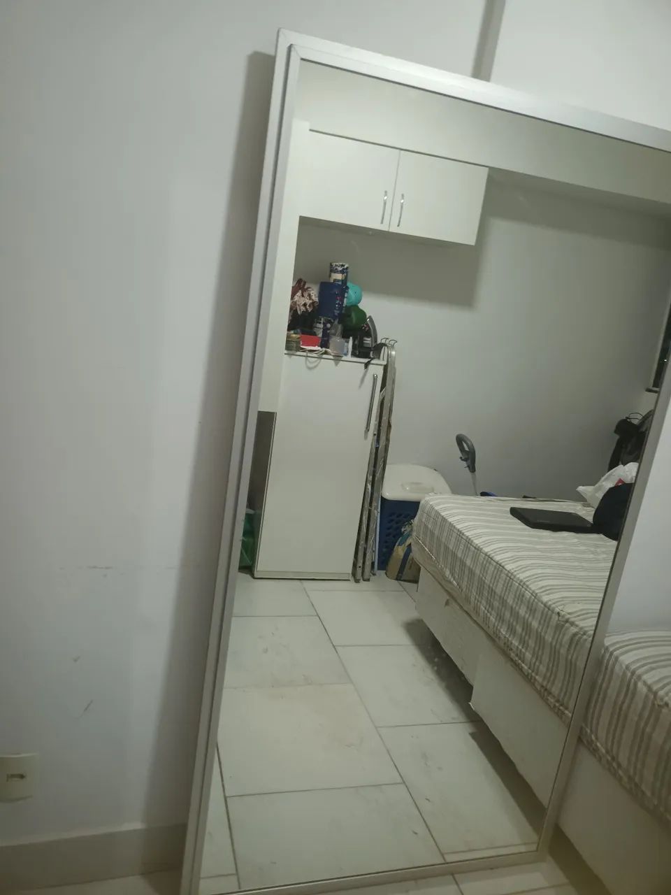 Espelho 1,10 m x 2,00 m (Moldura em aluminio) - Foto 2