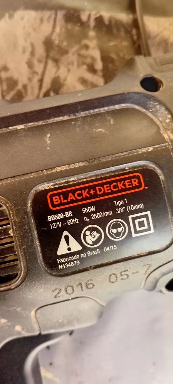 Furadeira black decker bd500 127v 10mm - Foto 3