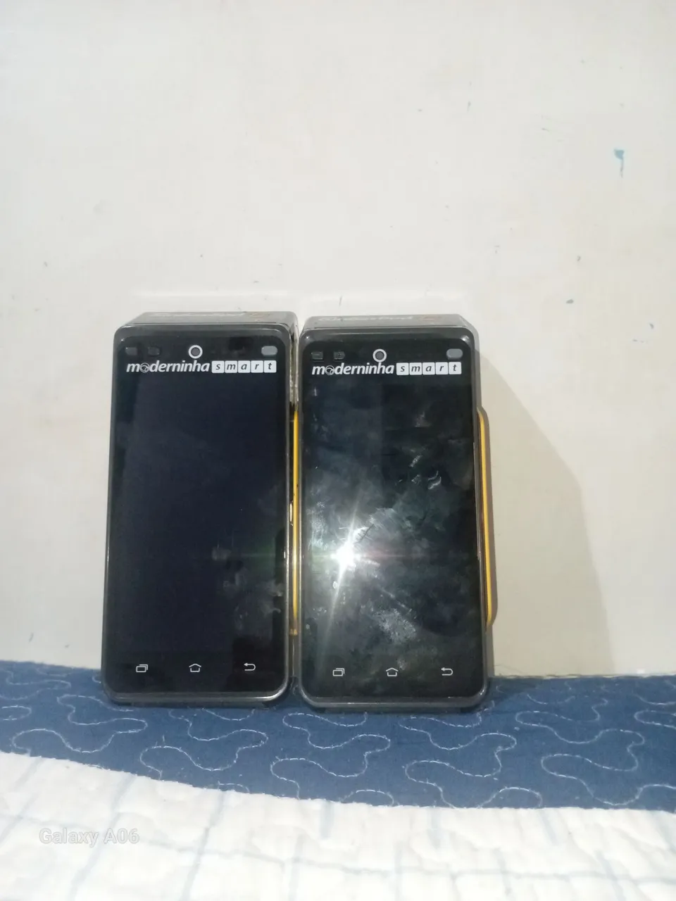 Vendo 2 maquininhas de cartão