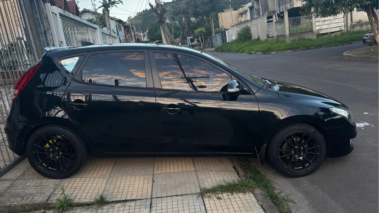 I30 2.0 Automático - Banco de couro e teto solar  - Foto 2