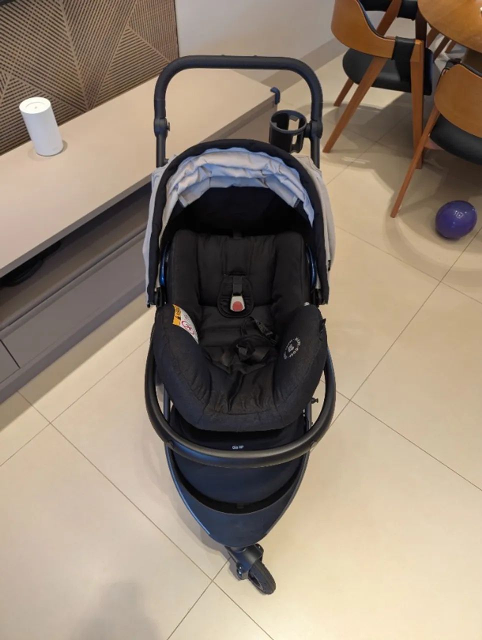 Carrinho de bebe + bebe conforto