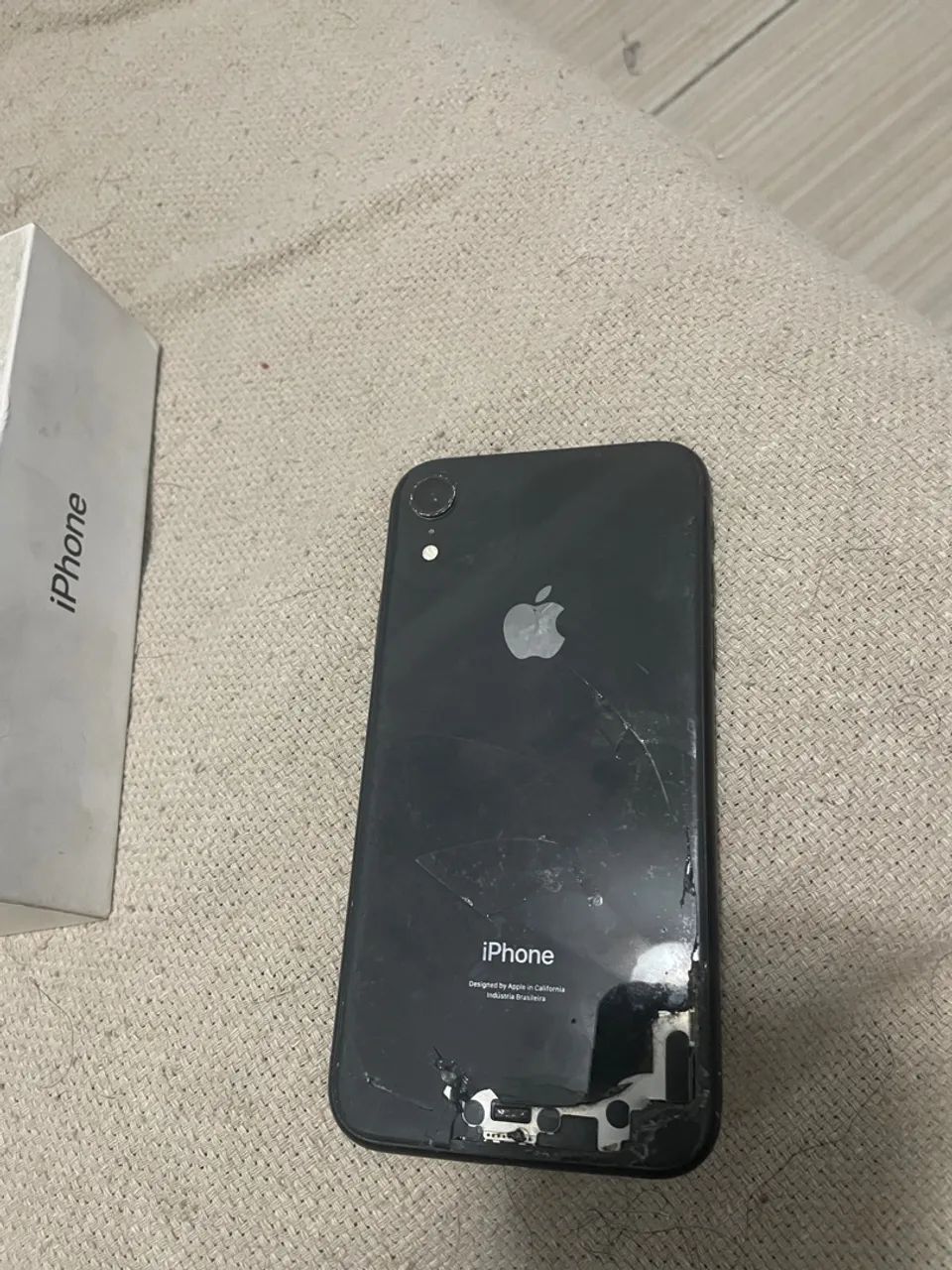 iPhone XR 64 gigas  - Foto 2