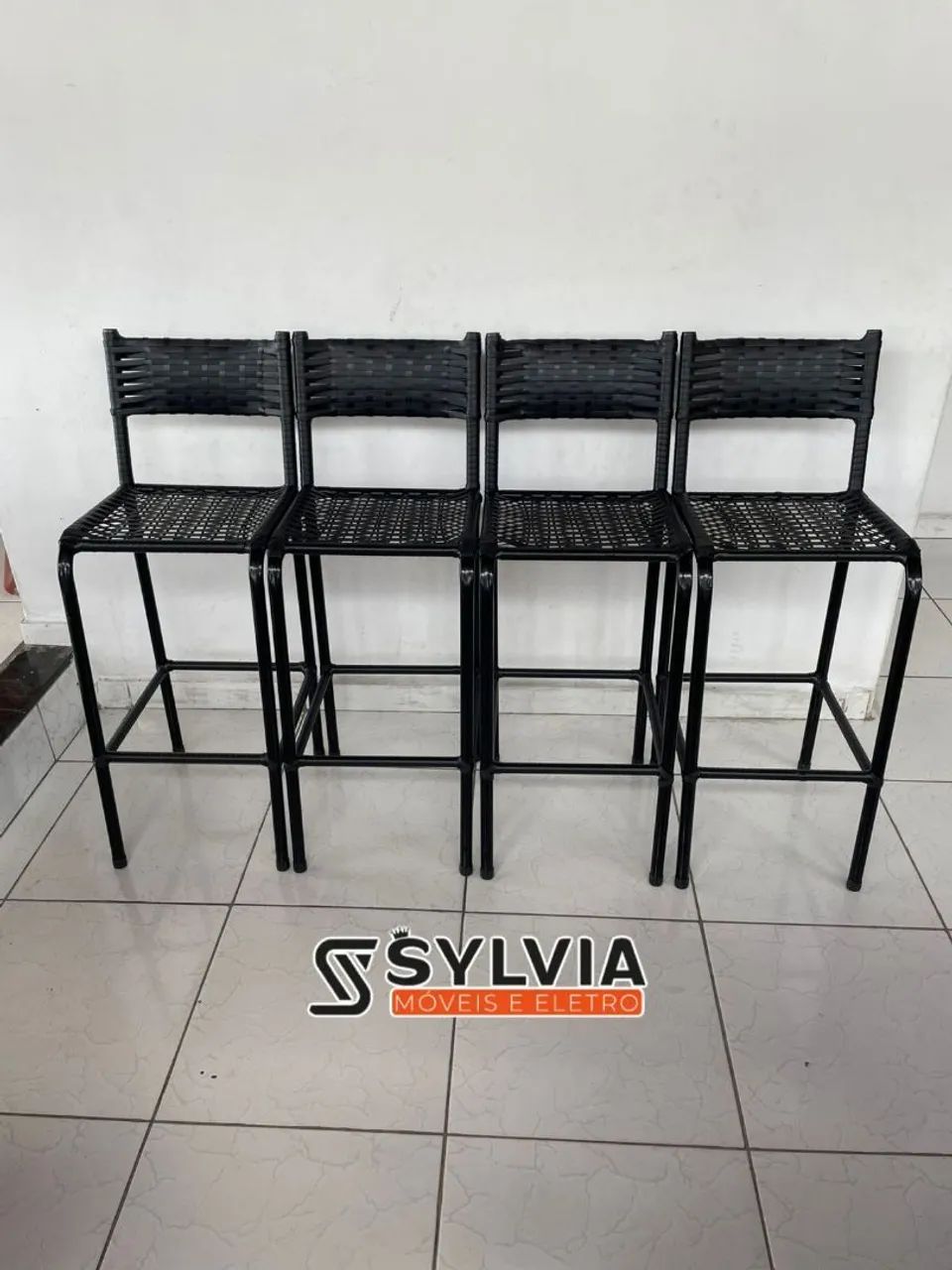 Banqueta Alta Preta para Área Gourmet - Foto 5