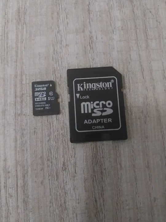 Cartão De Memória Micro SD Kingston 32GB + Adaptador