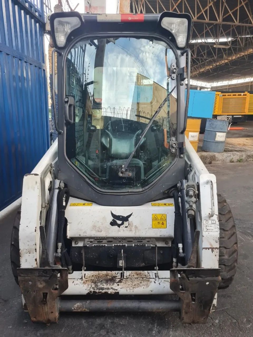 Minicarregadeira Bobcat S450 Ano 2023 Com 1605hrs C Ar Cond - Foto 5