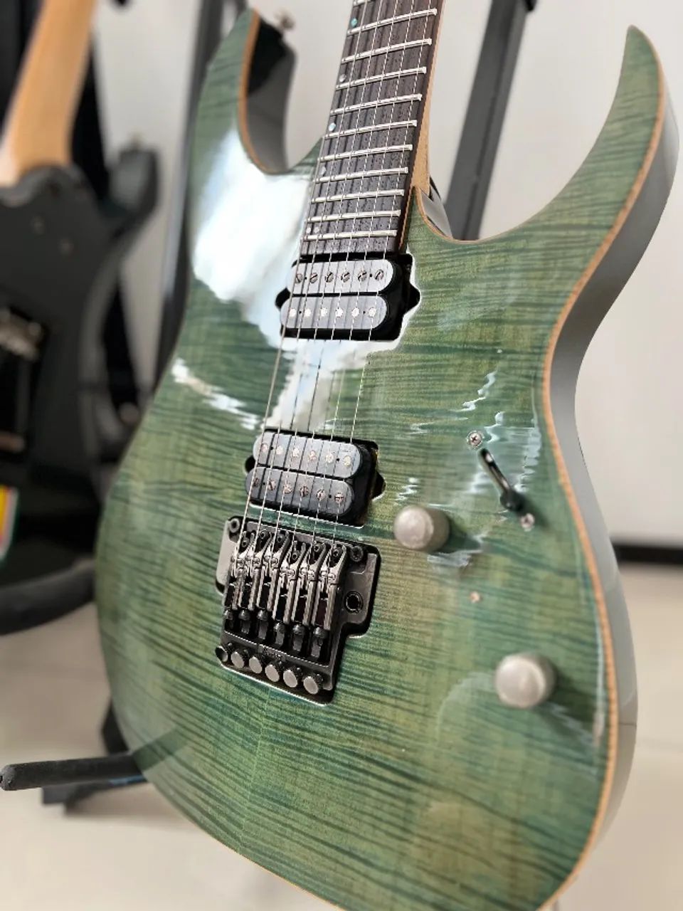 Ibanez Prestige RG 3120 (Japonesa) - Instrumentos musicais