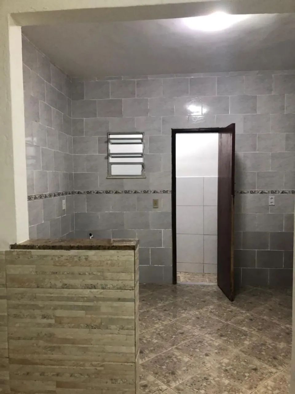 Aluga se casa na chacrinha próx brt ipase  - Foto 3