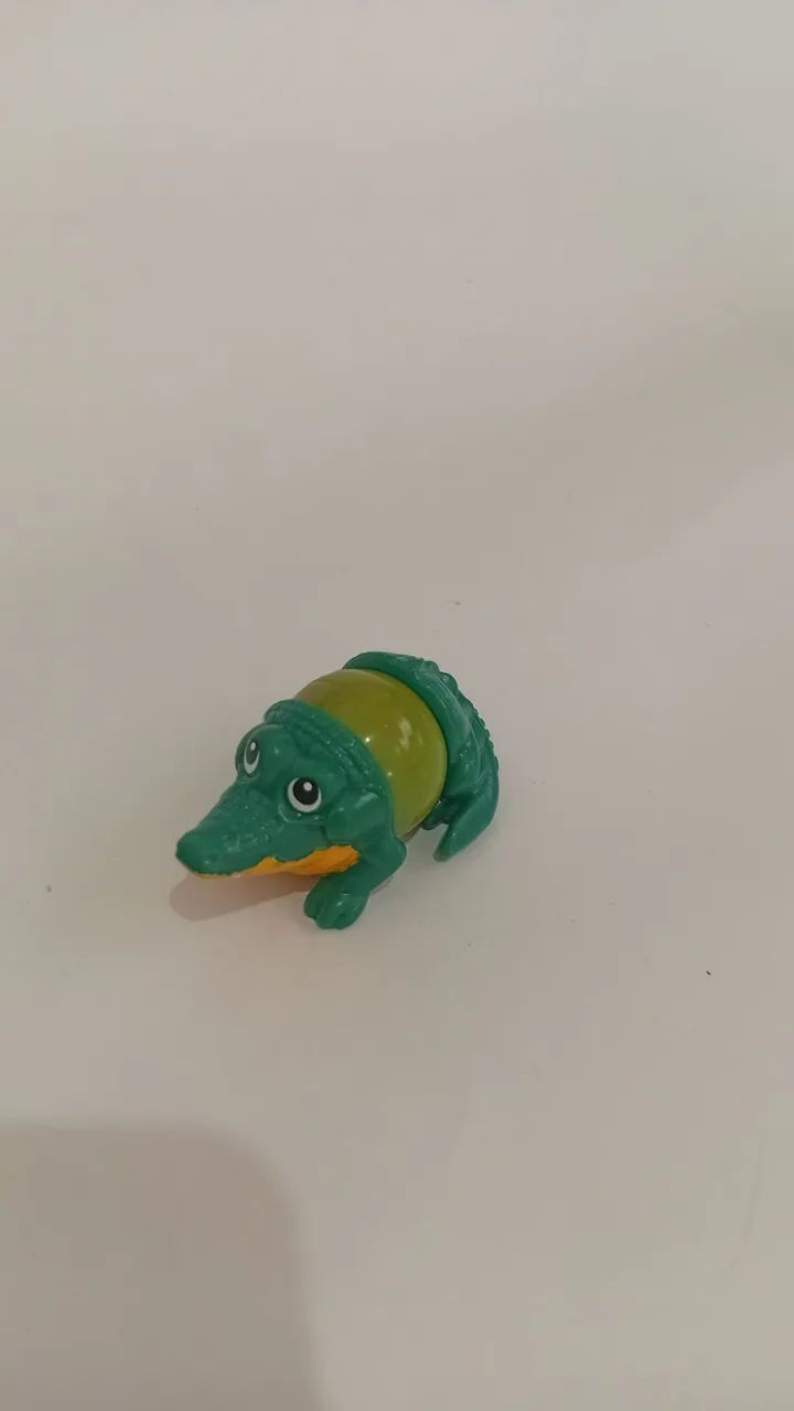 lote 5 bonecos coleção Animais bolinha kinder ovo  - Foto 5