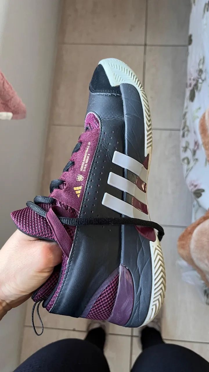 Tênis Adidas DON Issue 5 - Preto e Bordô - Nº 36 - Usado poucas vezes - Foto 2