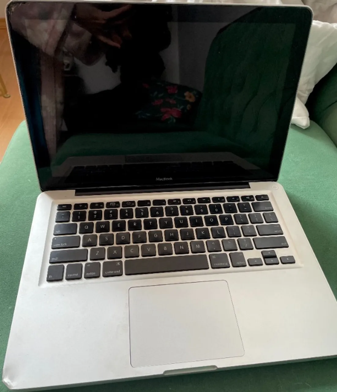 MacBook本体 Luna アップル、「MacBook」シリーズの新モデルを発表