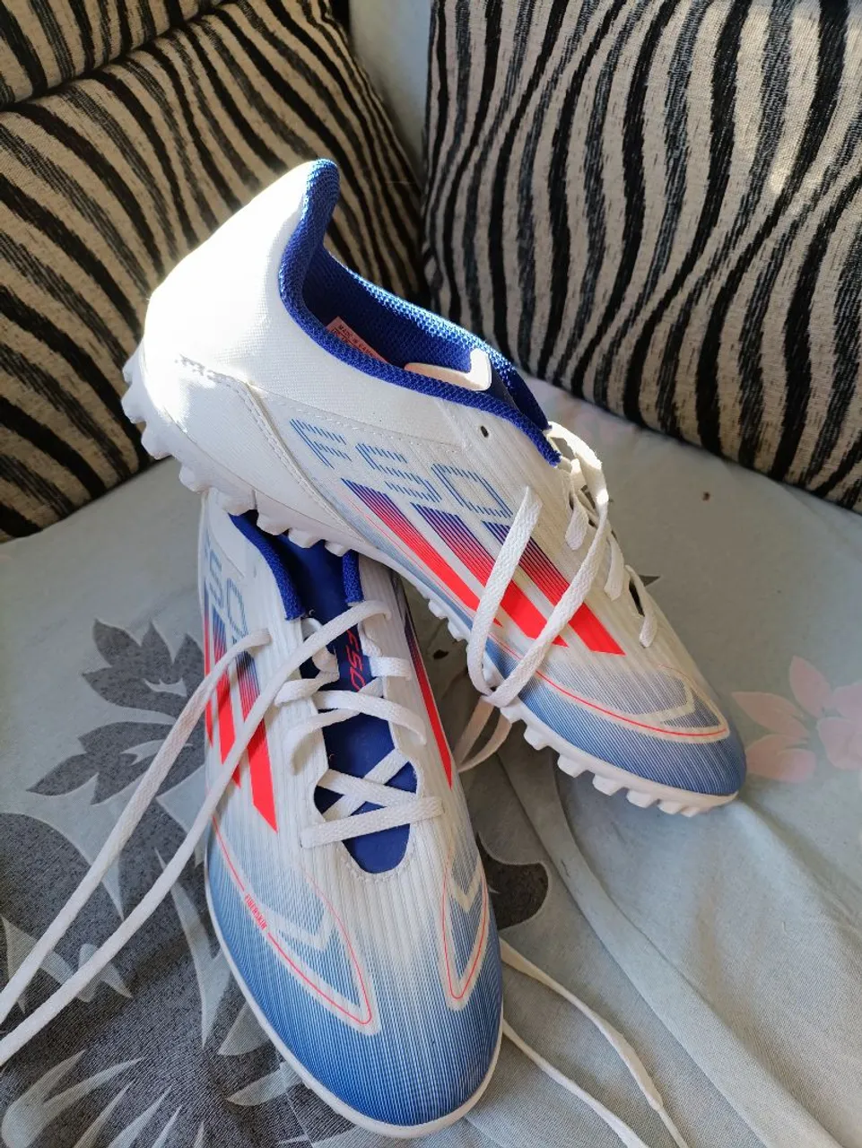 Chuteiras Adidas Futsal Society F50 38/39