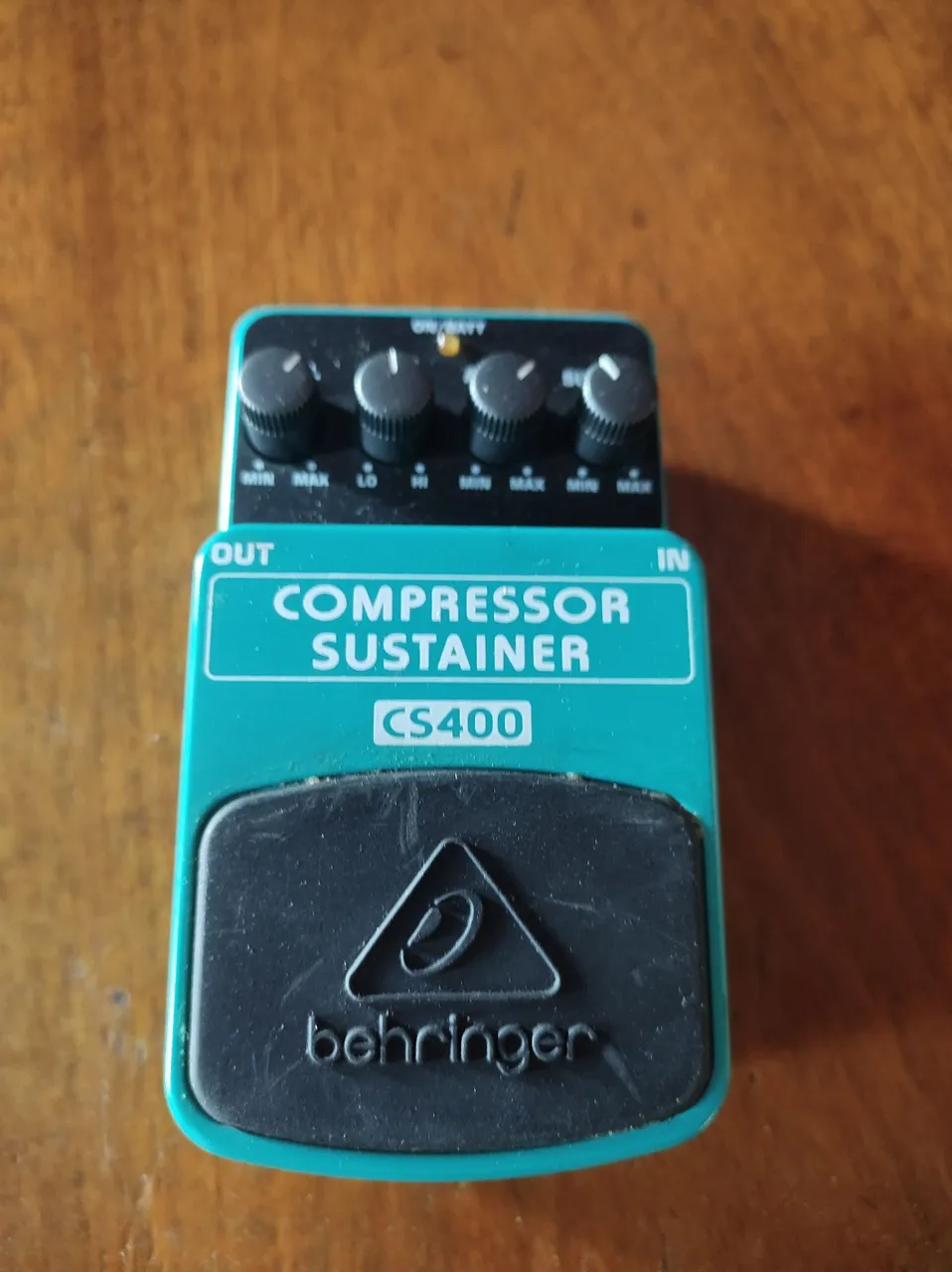 Pedal Compressor Sustain Behringer CS400