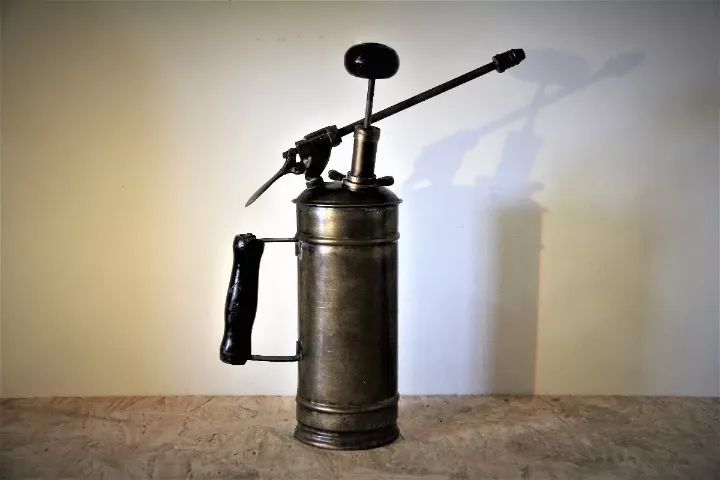 Pulverizador de Líquidos - Ind Argentina Procedencia Tigre - Bronze Anos 30