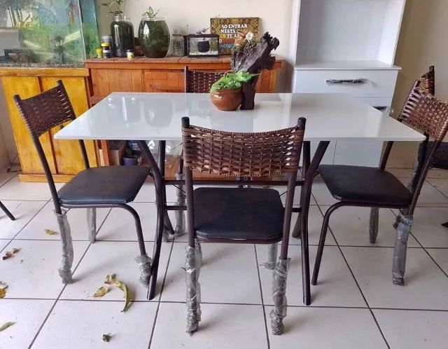 Mesa de Jantar 4 Cadeiras 1.20x75 Entrega Grátis
