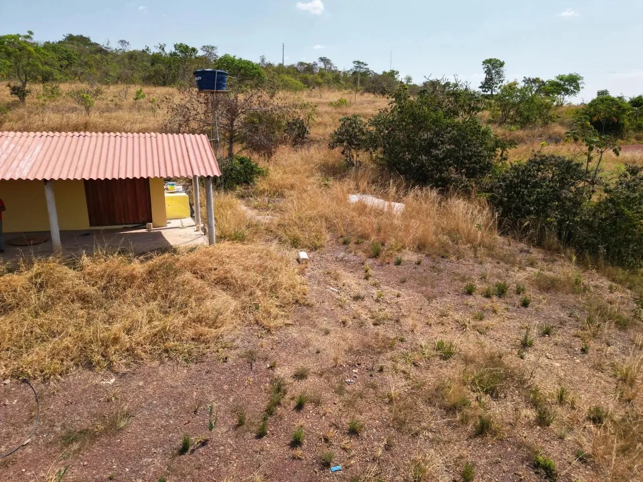 Chácara à Venda, entorno de Brasilia, 20.000m2, Casa 2 Quartos(1S)