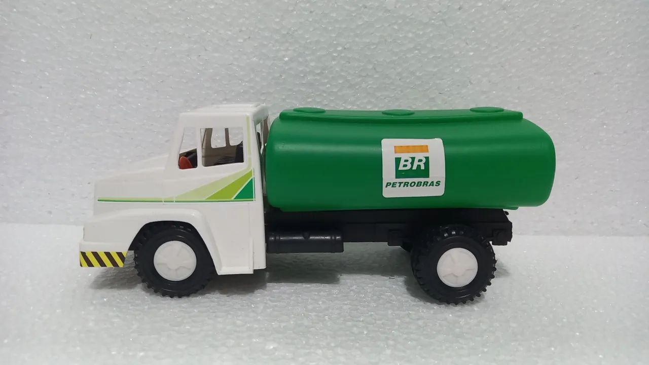 Miniatura Caminhão Tanque Mercedes Benz.  - Foto 2