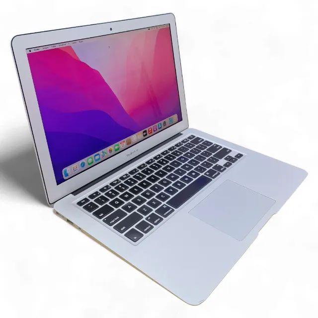 Apple MacBook Air 2017 (13.3インチ) Apple MacBook Air 13.3