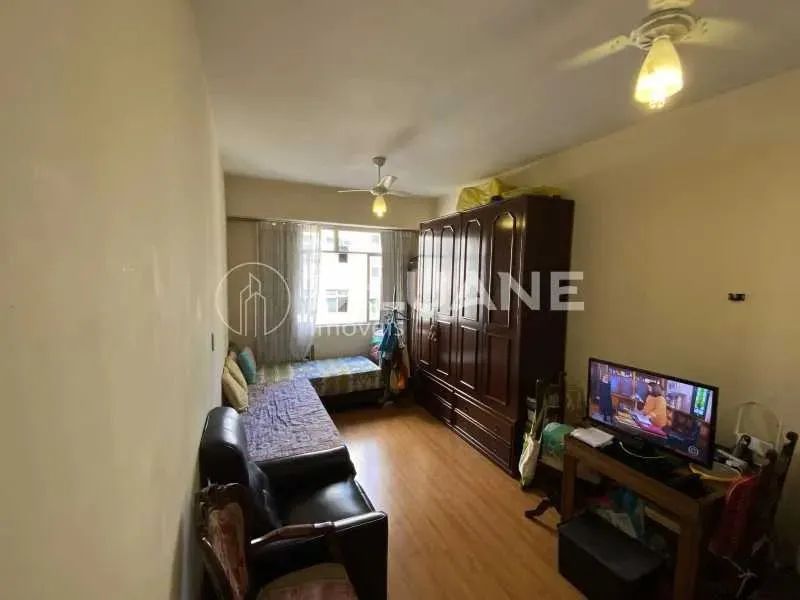 Kitnet/Conjugado : / Residencial / Copacabana