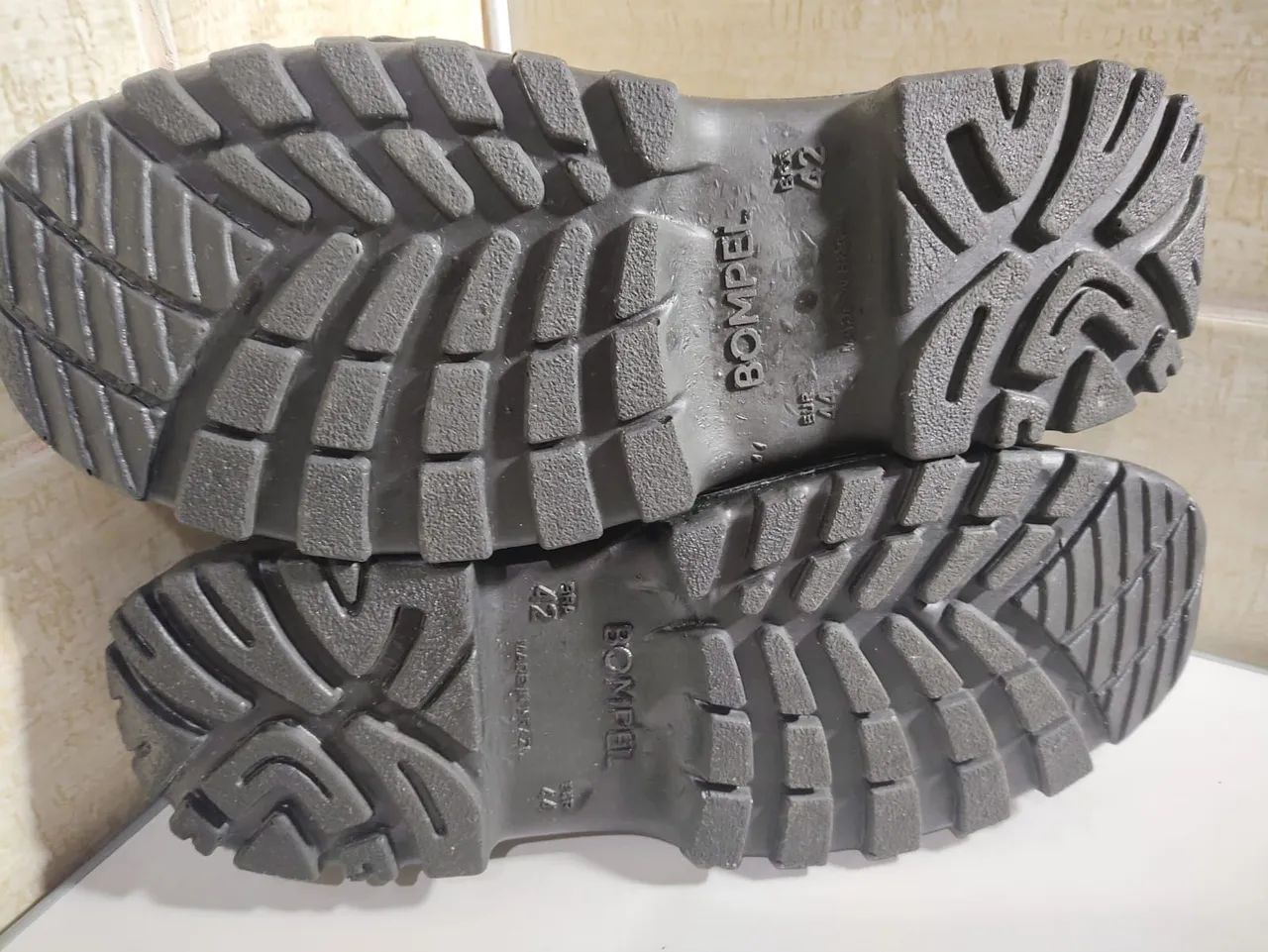 Sapatos de segurança pretos - Foto 2