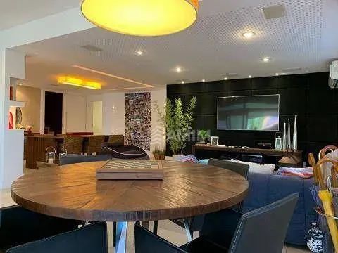 Casa com 4 dormitórios à venda, 550 m² por R$ 4.550.000,00 - Camboinhas - Niterói/RJ