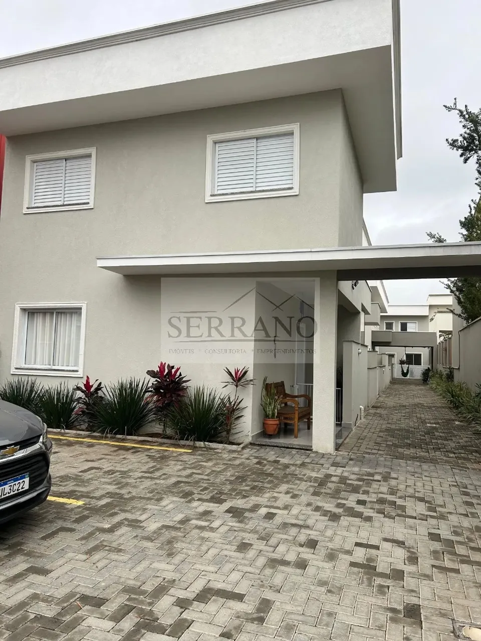 Casa para locação em Vinhedo-SP, bairro Pinheirinho: 2 quartos, 1 suíte, 2 banheiros, 2 va