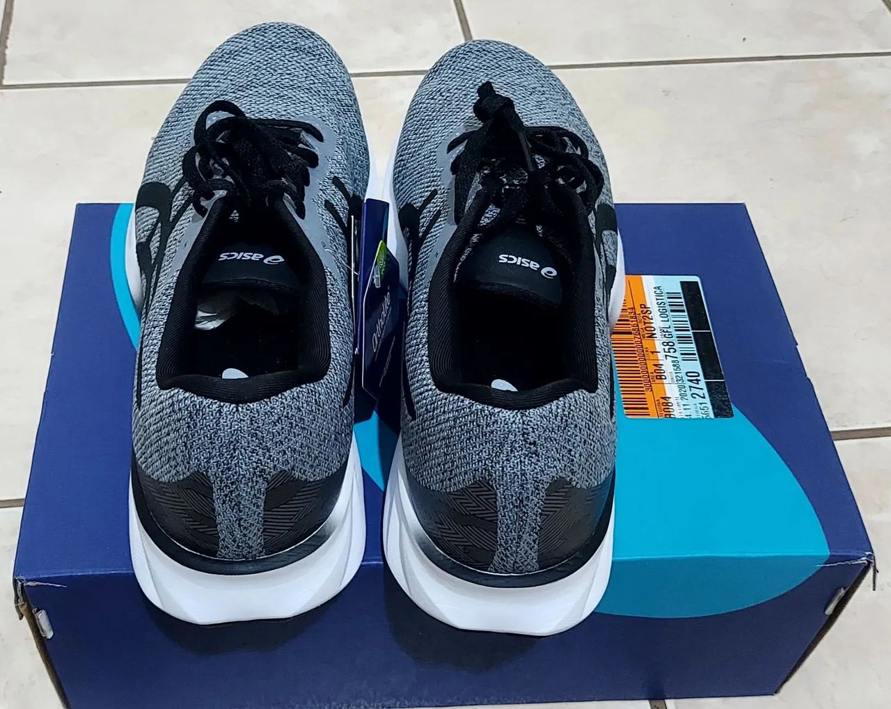 Tênis Asics Roadblast  - Foto 4