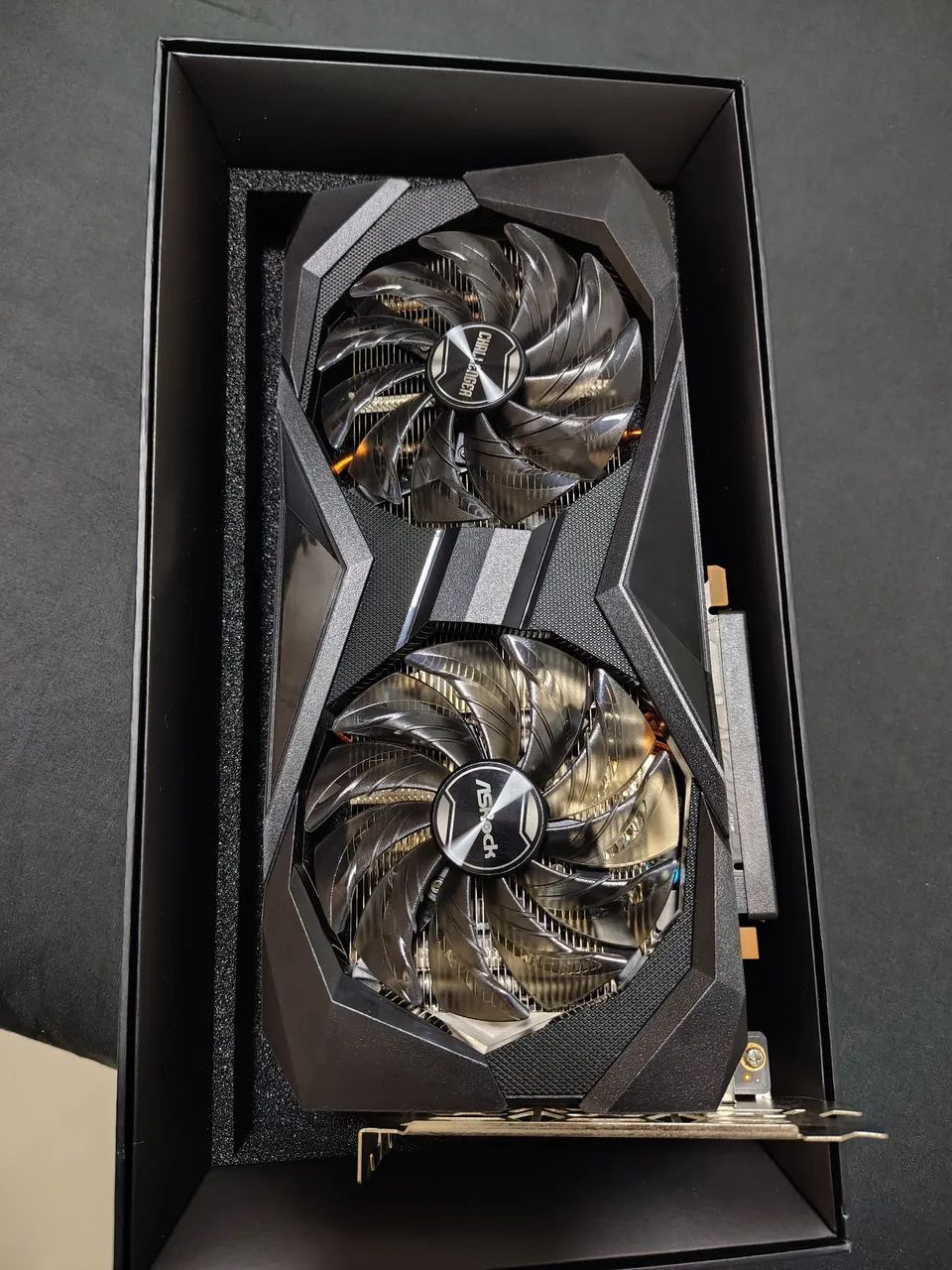 Placa de Vídeo RX 6600 CDL 8GB ASRock AMD Radeon - GDDR6