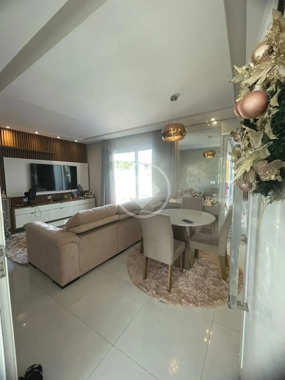 Condomínio Belvedere I - R$ 1.899.900 - 3 Suites - Com moveis Planejados - Jardim Imperial
