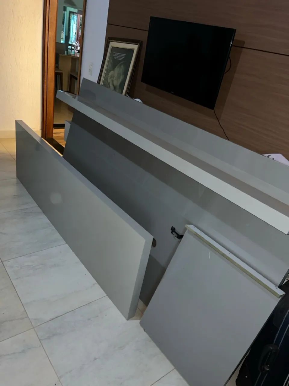 Painel com bancada para estudos 64706783120258120