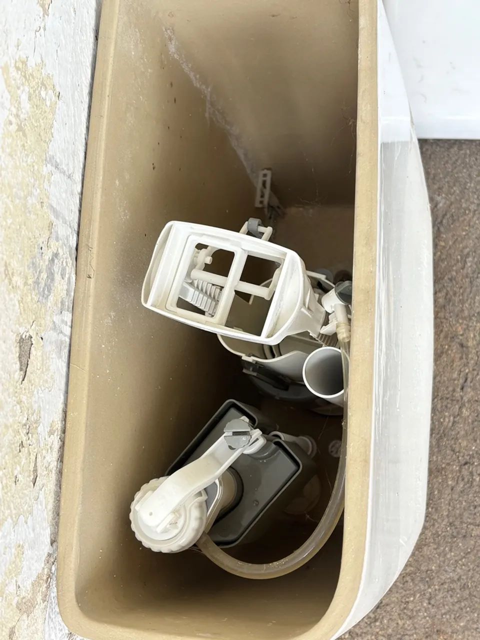 Vaso sanitário com caixa acoplada Lorenzetti  - Foto 4