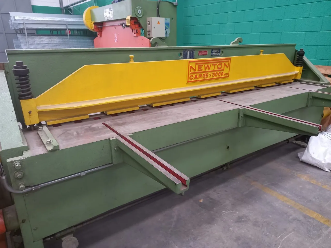 Guilhotina Industrial Newton CAP35x3000mm